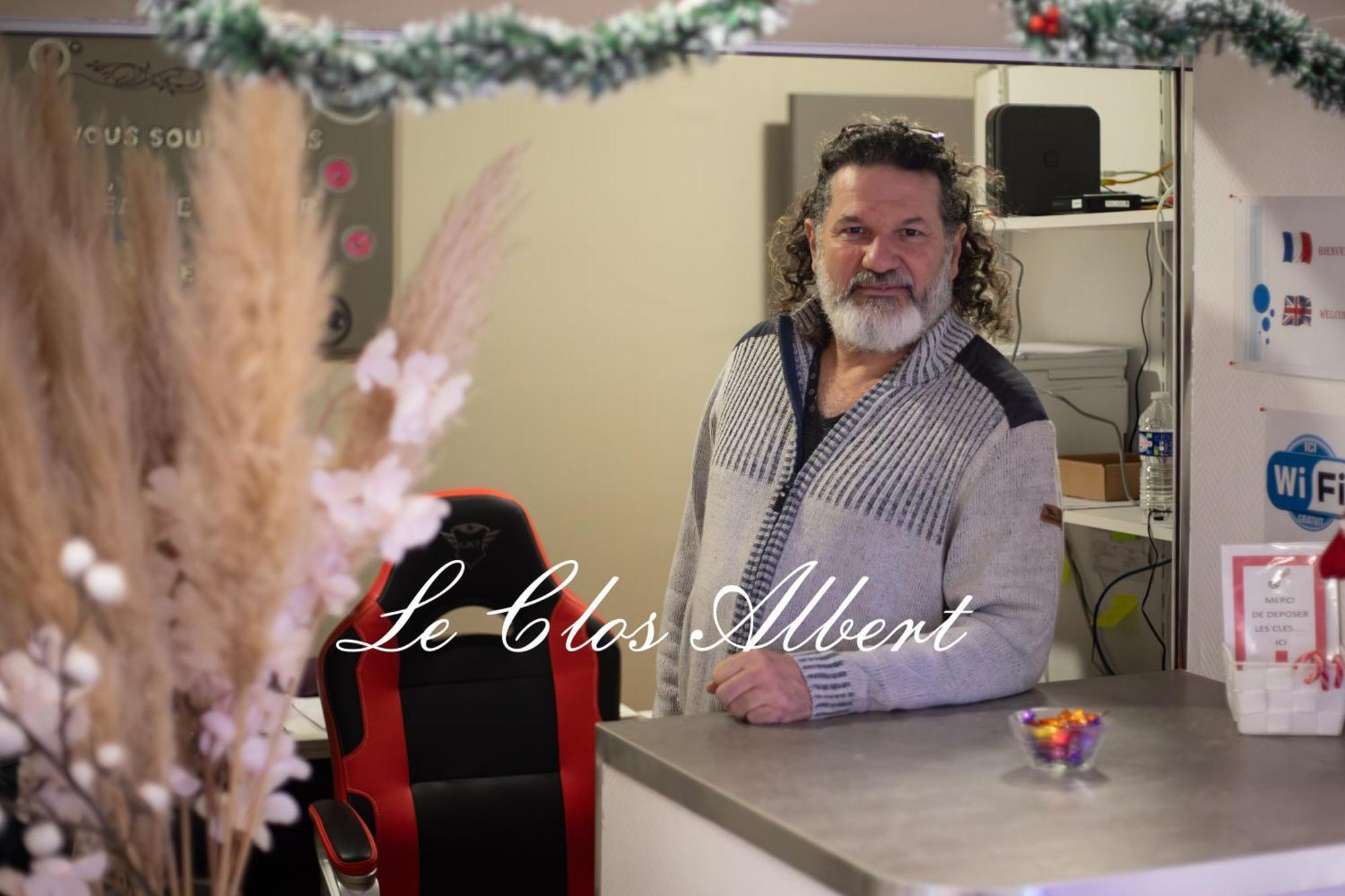 Le Clos Albert Loudun Buitenkant foto