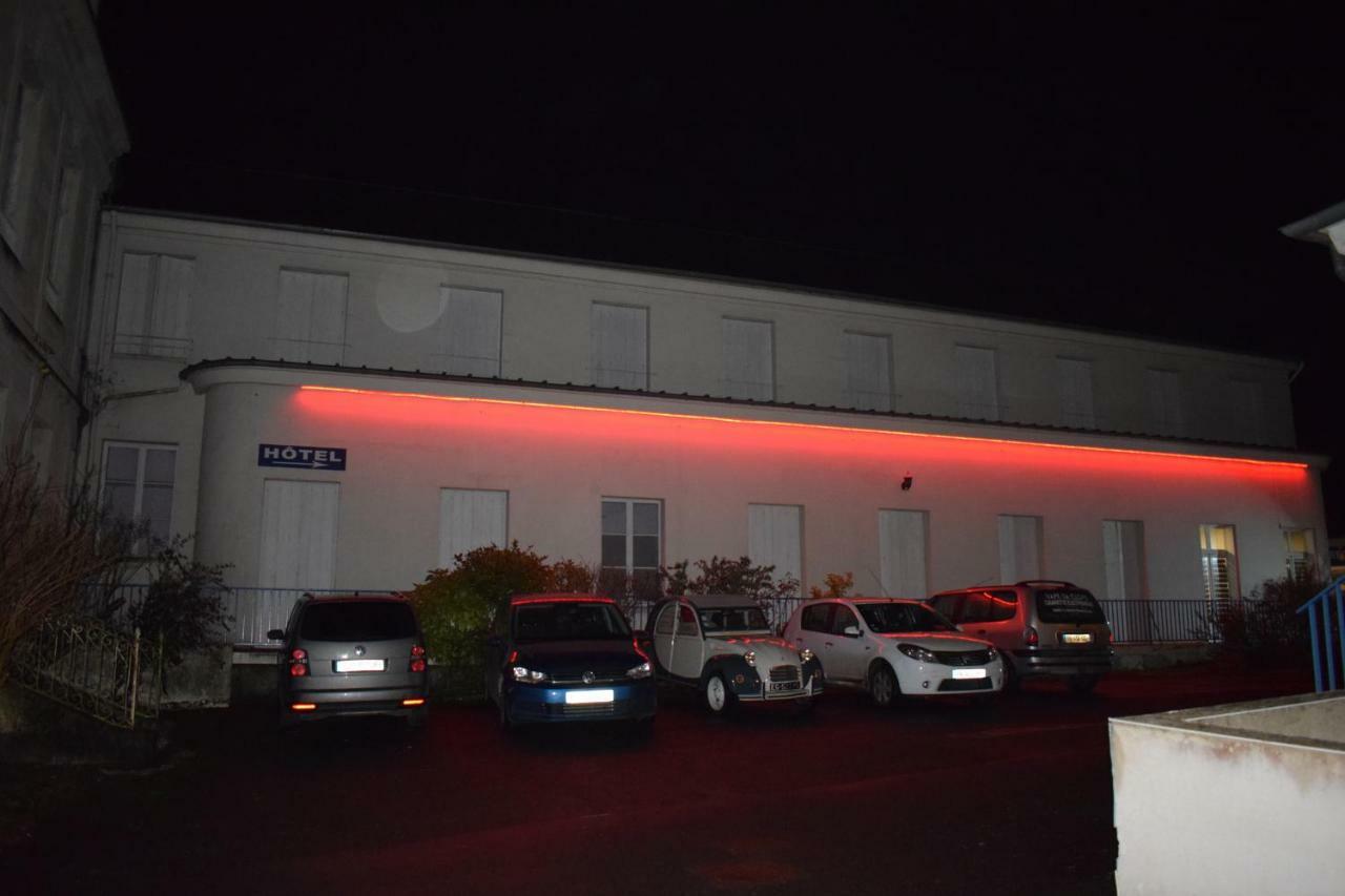 Le Clos Albert Loudun Buitenkant foto
